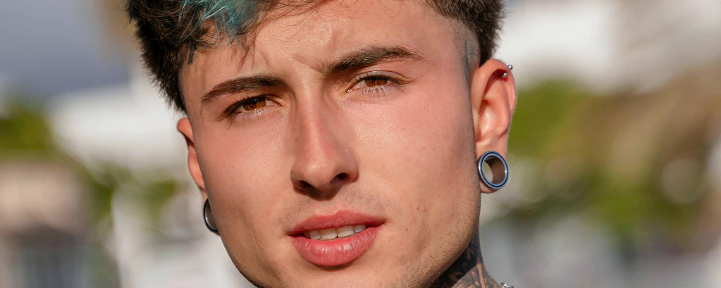 Alargadores e Piercings