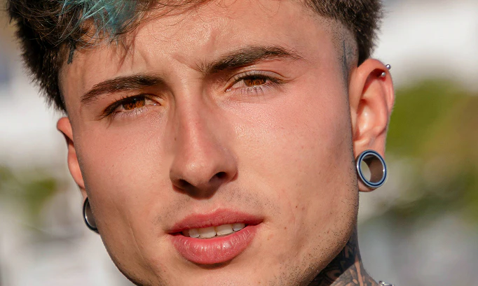 Alargadores e Piercings