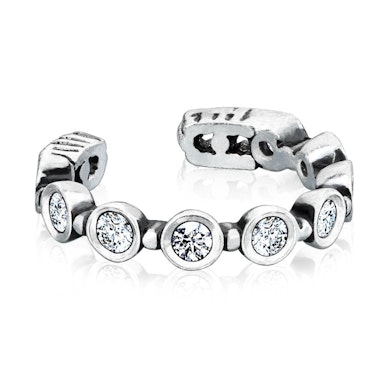Earcuff com pedras encrustadas