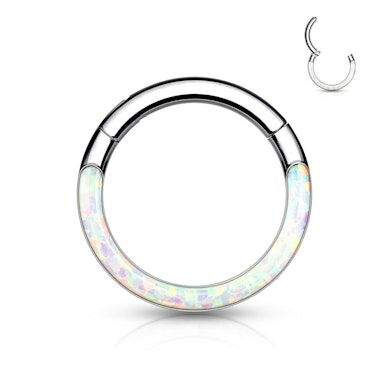 Argola de titânio com articulação e frente com opala