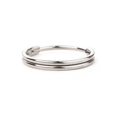 Argola articulada com efeito de argola dupla