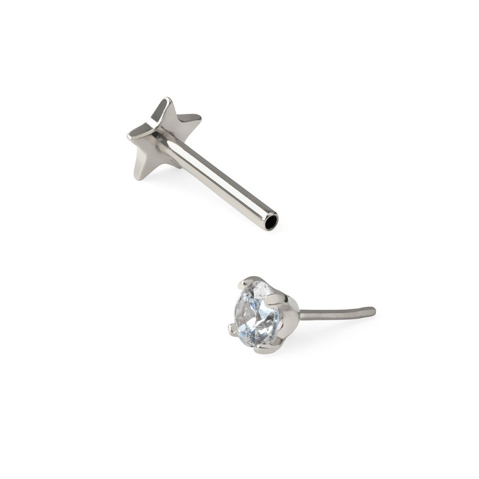 Labret em titânio de encaixe com dois lados: traseira plana em estrela e pedra no topo