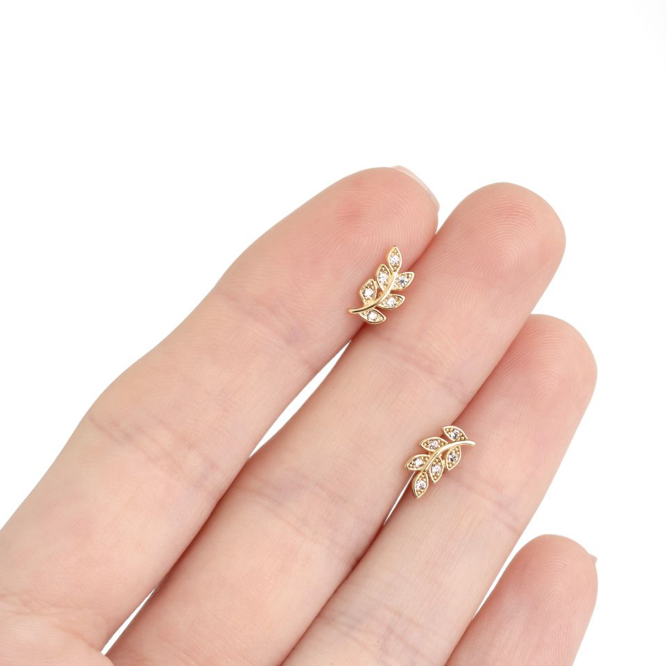Labret com rosca interna e folhas