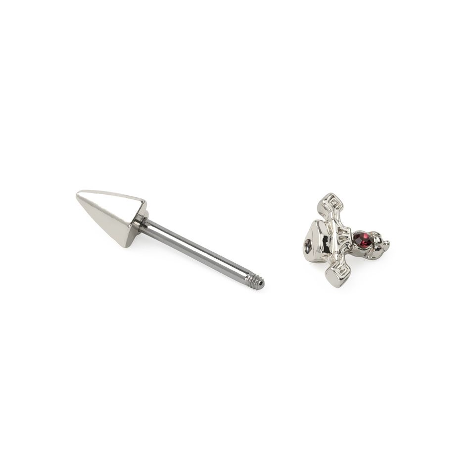 Mamilo piercing em forma de daga