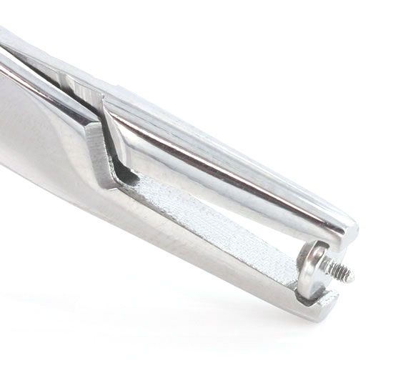 Alicate para discos de dermal anchor