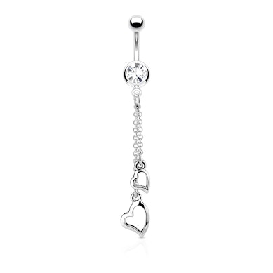 Umbigo piercing com pendente de coração na corrente