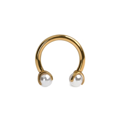 Ferradura em titânio com pérolas