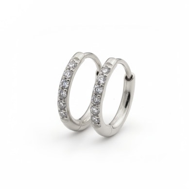 Par de huggies em aço cirúrgico com pedras