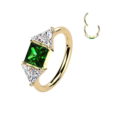 Argola em titânio com pedra verde no centro