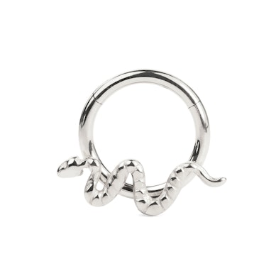 Argola articulada em titânio com serpente
