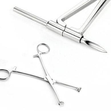 Fórceps para piercing do septo