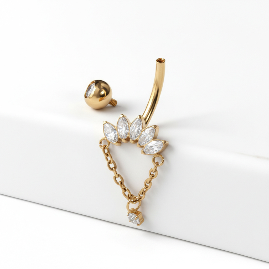 Joia para o umbigo em titânio com pedras marquesa e corrente