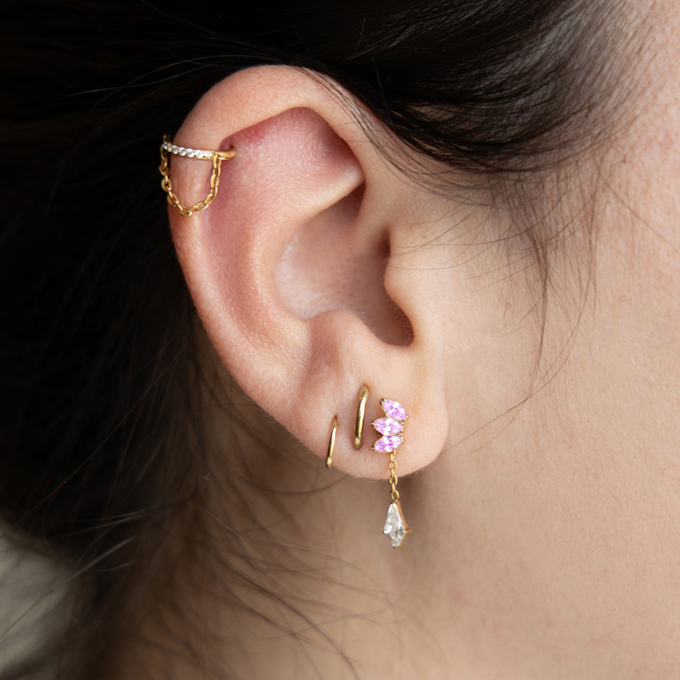 Pendente com pedra em forma de diamante