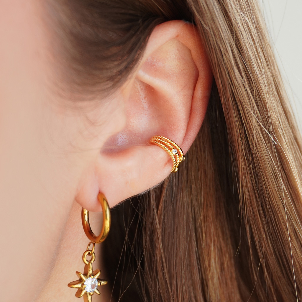 Earcuff triplo torcido com três pedras