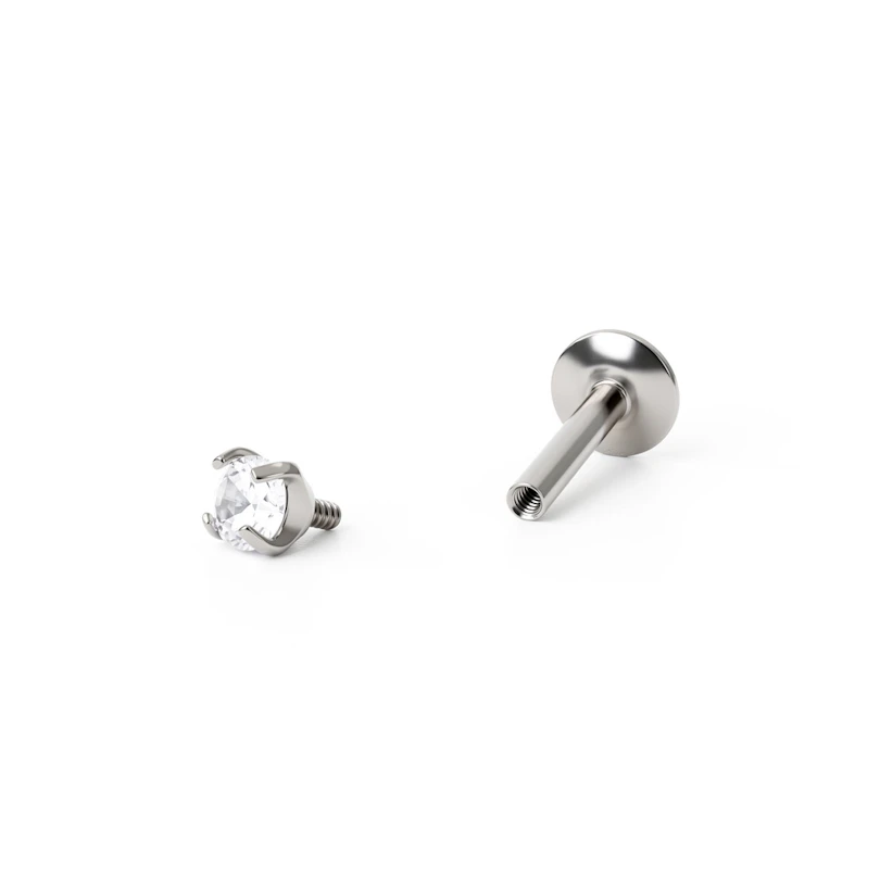 Labret de titânio com modelos diferentes de pedra