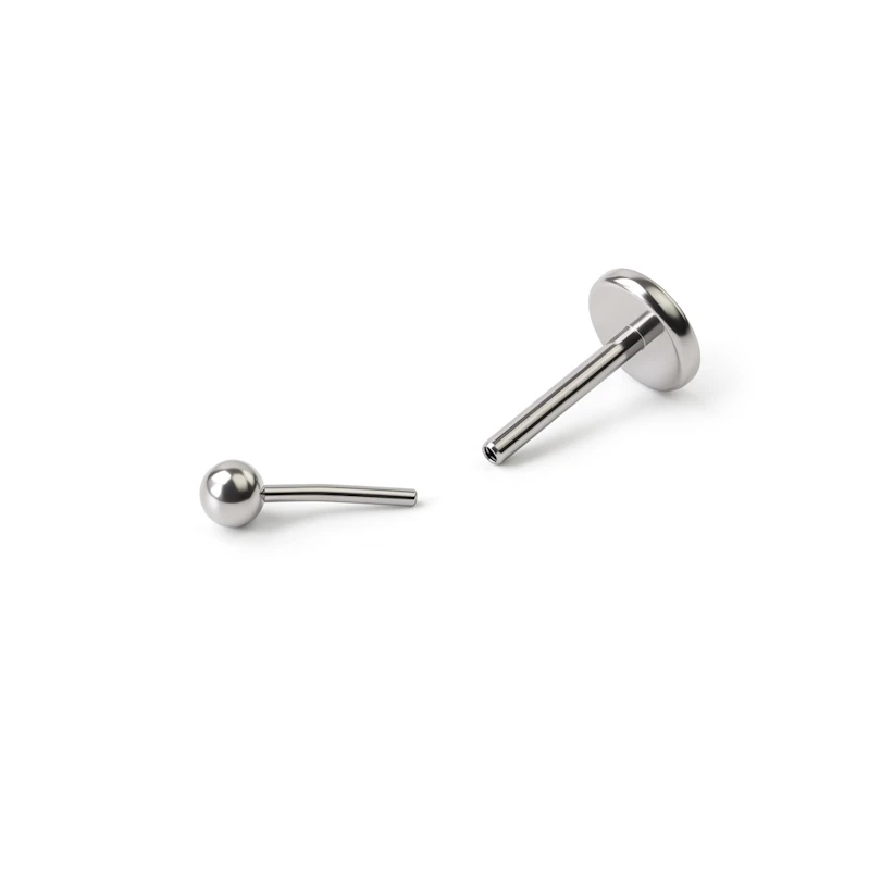 Labret de encaixe em titânio