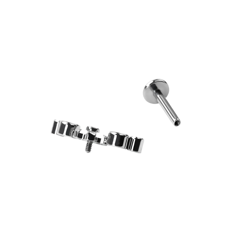 Labret em titânio com flor central e zircónias cúbicas