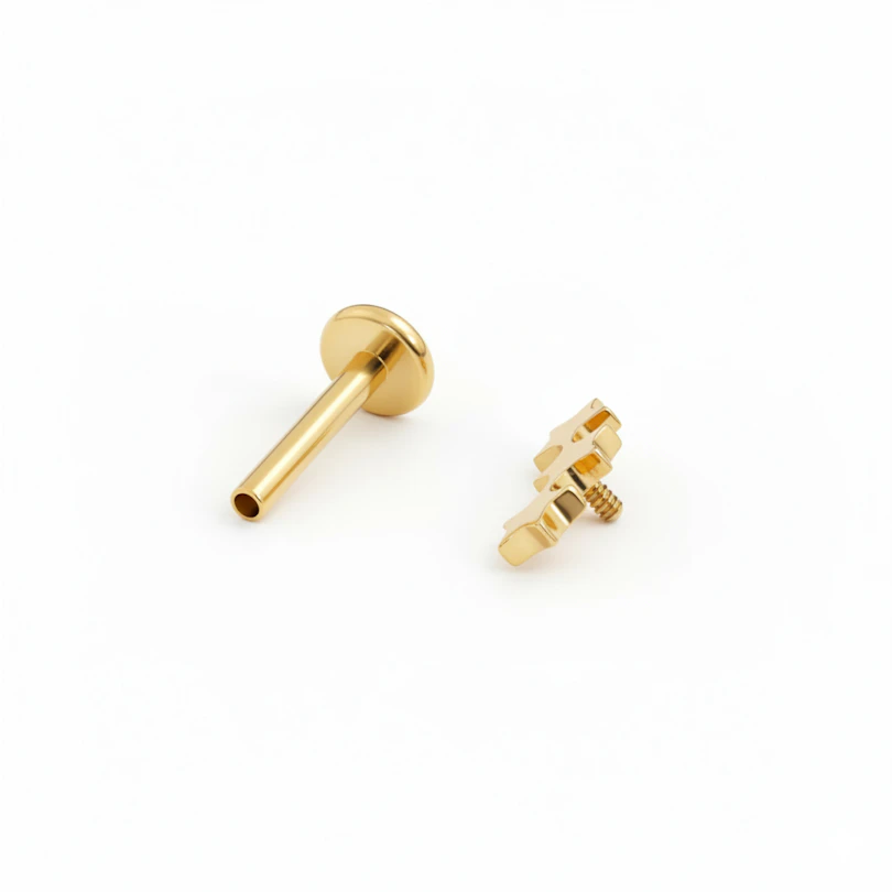 Labret em titânio com três estrelas