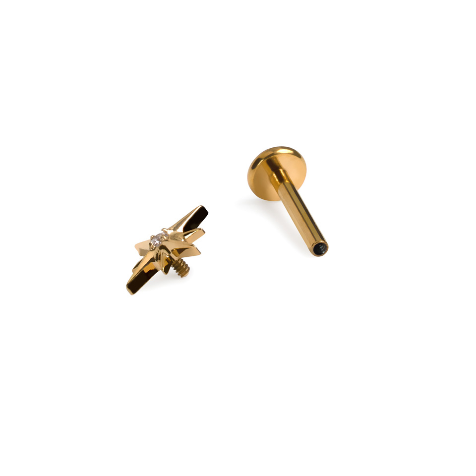 Estrela com pedra central em labret de titânio