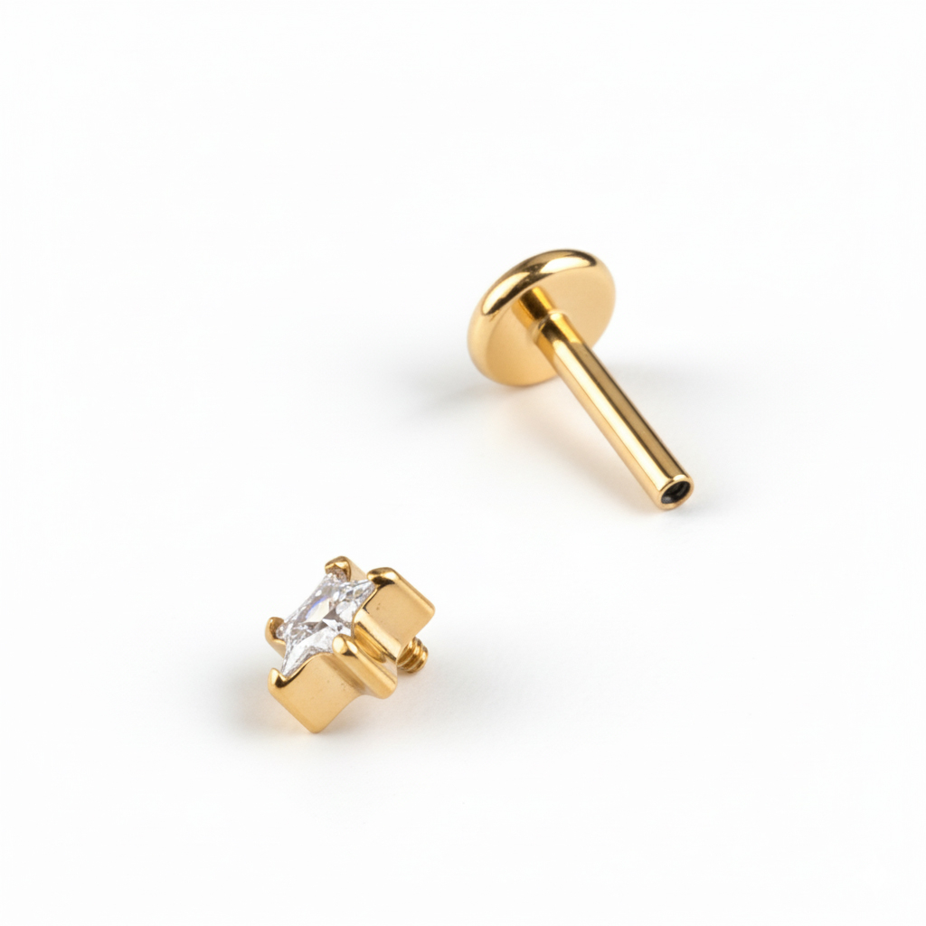 Labret em titânio com pedra em estrela