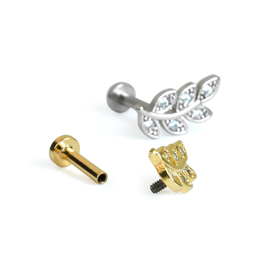 Labret com rosca interna e folhas