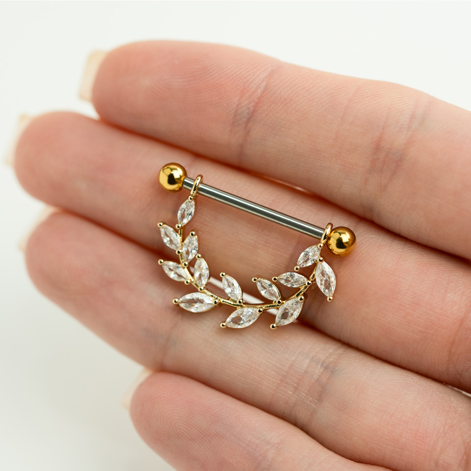 Mamilo piercing com folha de pedras