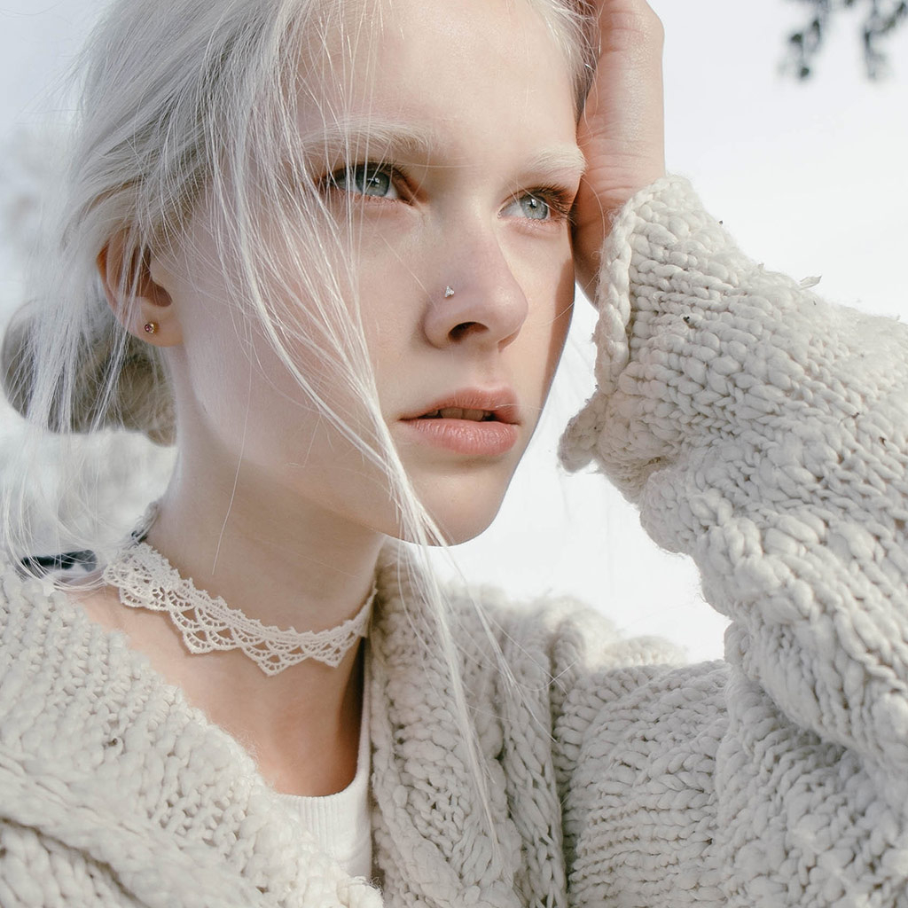 Joia para o nariz em ouro de 14 quilates com gema triangular