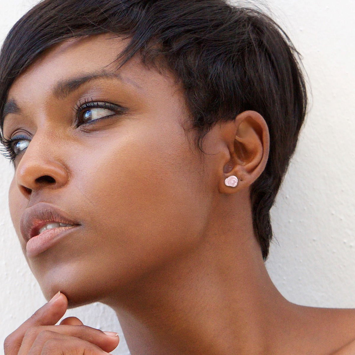 Plug de quartzo rosa com uma rosa