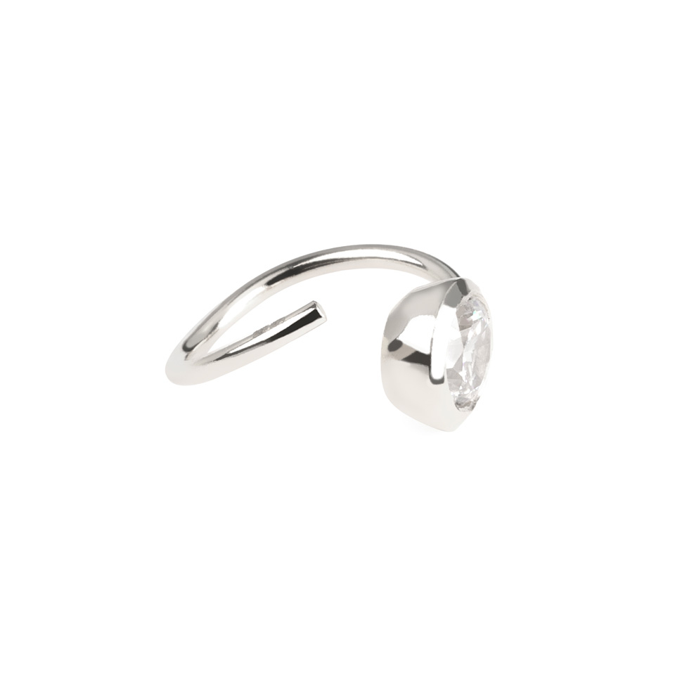 Argola simples de ouro 14 quilates com uma pedra