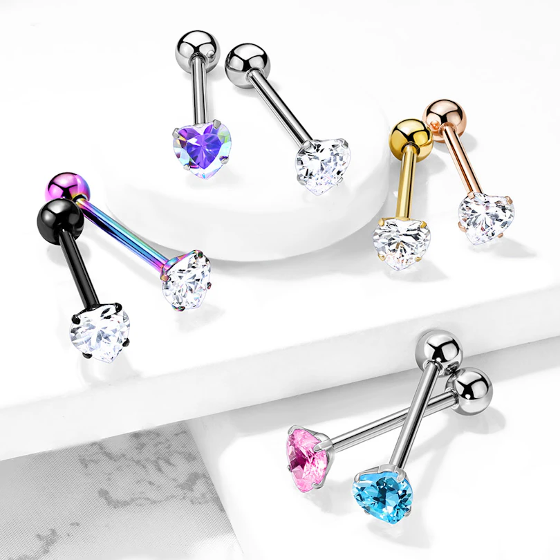 Língua piercing com pedra de coração fixa