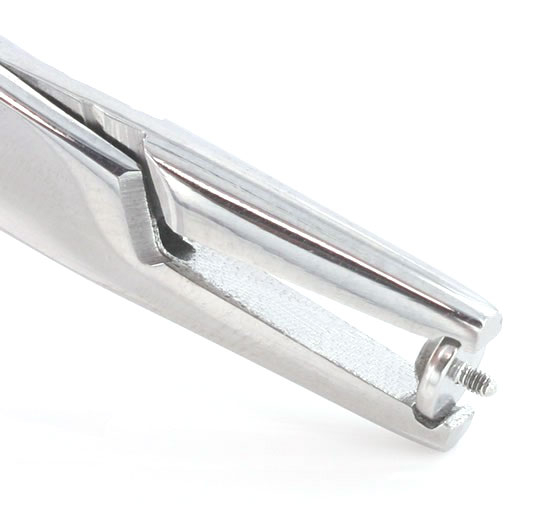 Alicate para discos de dermal anchor