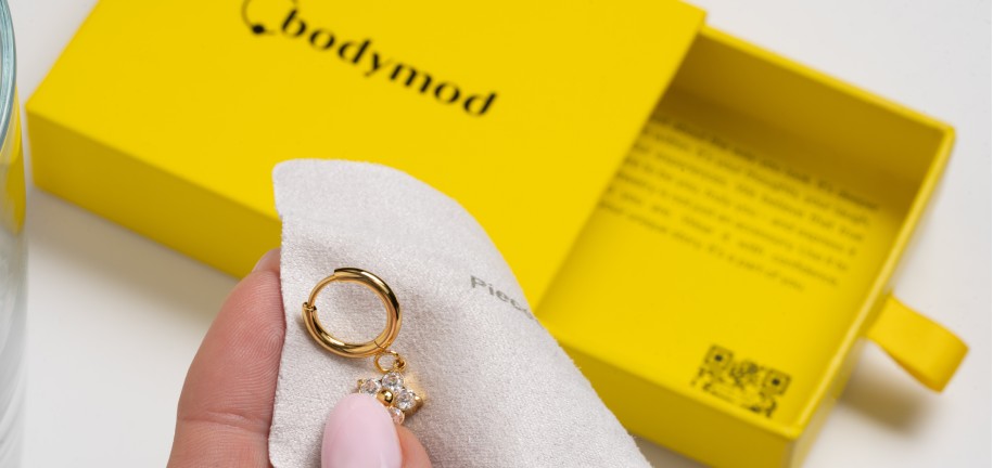 Joias para piercing limpas