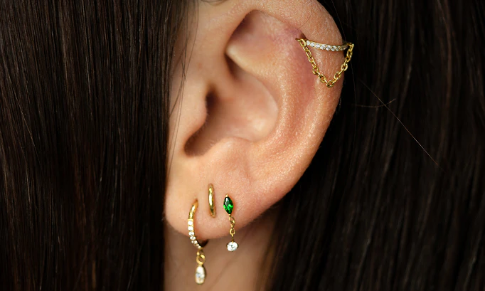 Joias em titânio para piercing helix